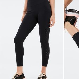 Fabletics Sync High Waisted Perforated 7/8